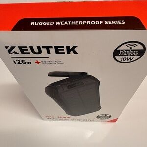 Rugged Weatherproof Wireless Charger - Black